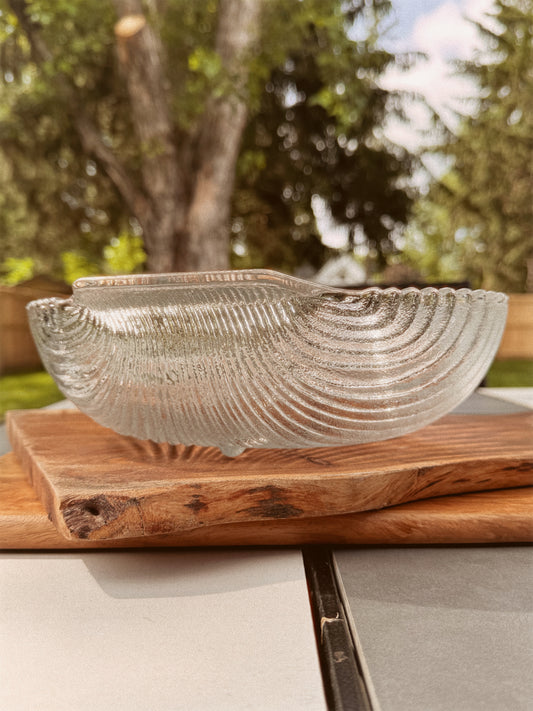 Vintage Anchor Hocking Scalloped Glass Shell Serving Dish